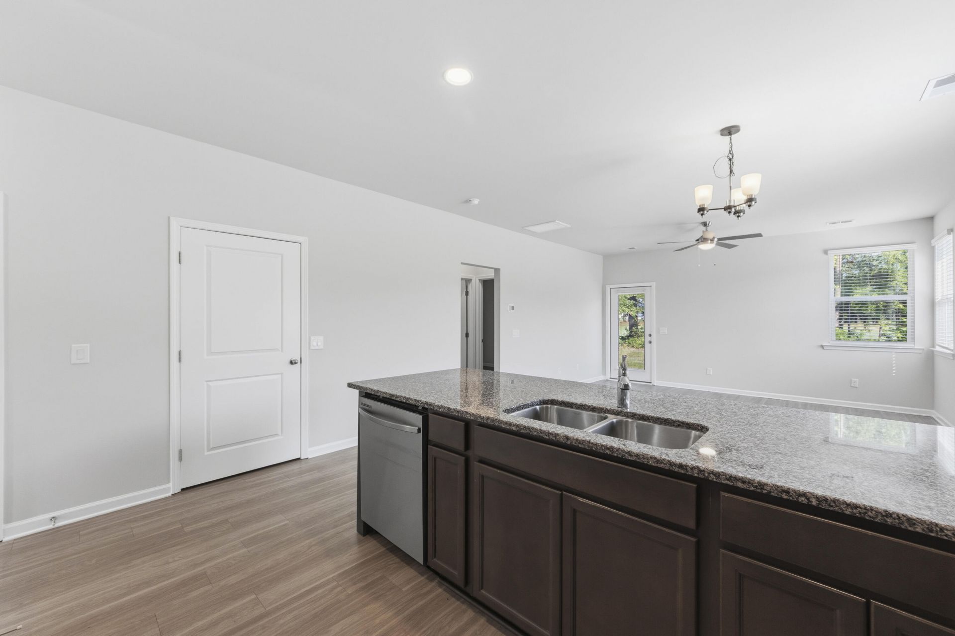1330 Warrens Way Photo 11