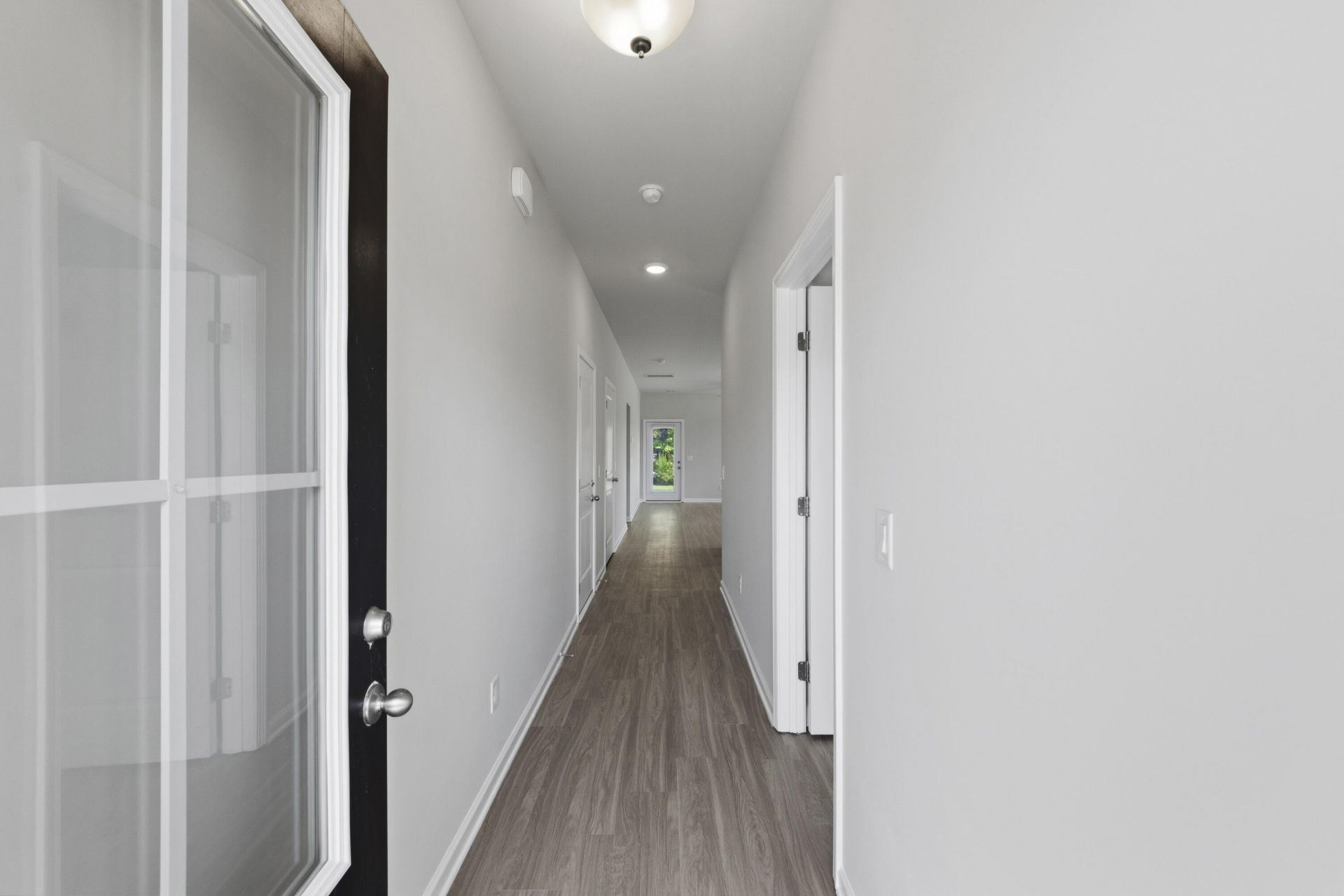 1330 Warrens Way Photo 4