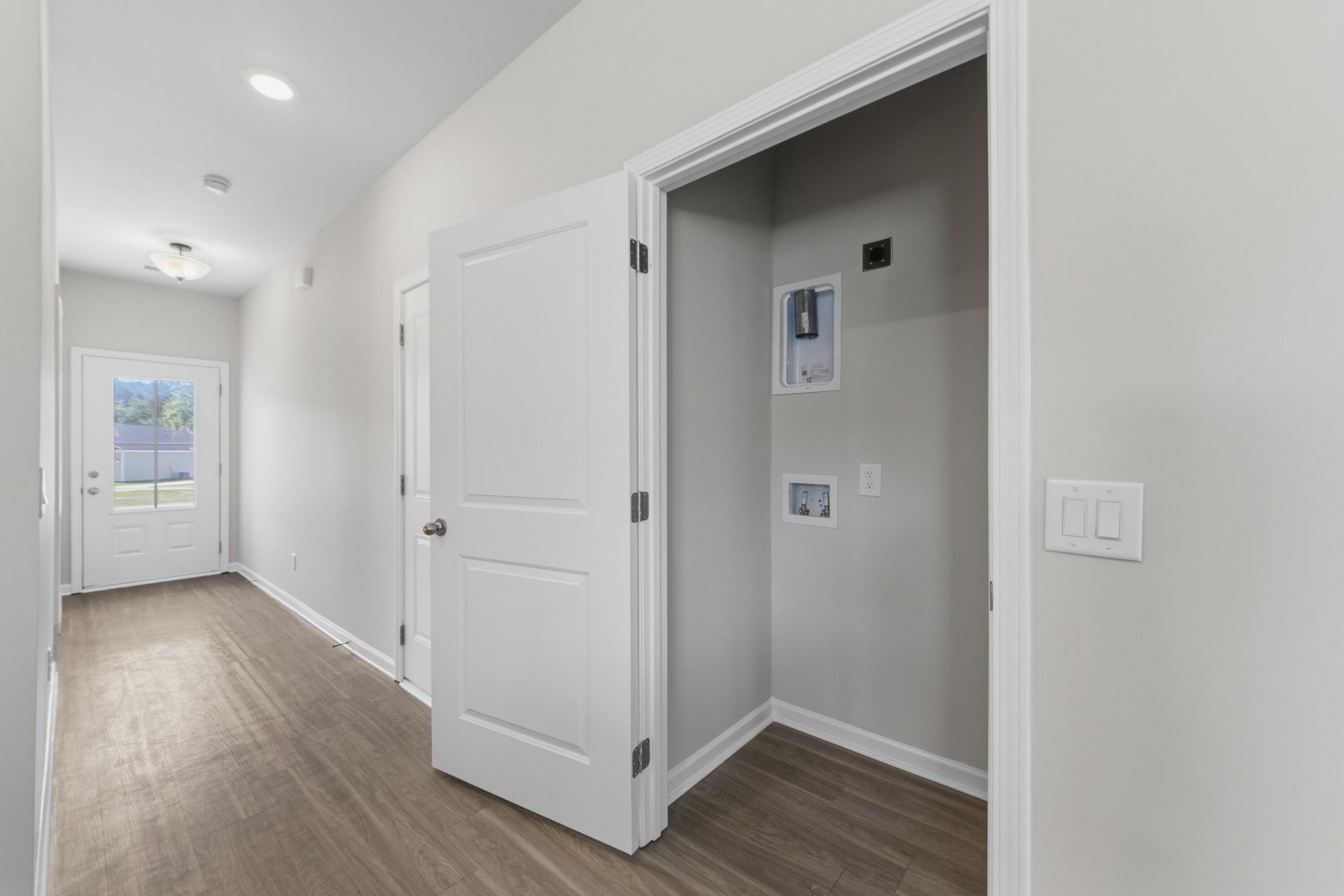 1330 Warrens Way Photo 5