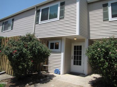 220 Elizabeth Street, Unit Apt B2, Chapel Hill, NC 27514