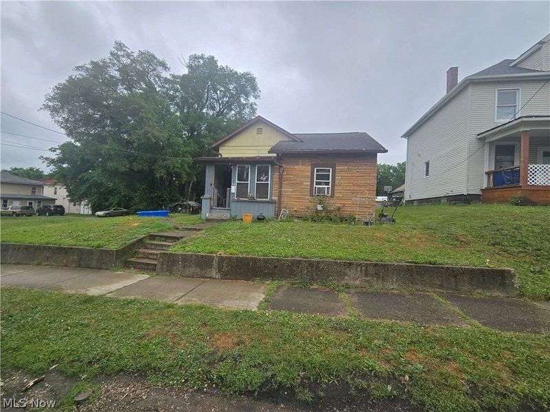 24 Maple Avenue SE, Massillon, OH 44646 Photo 2