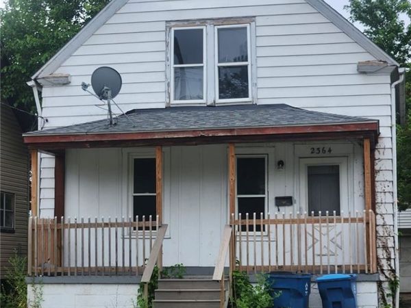 2364 Apple Avenue , Lorain, OH 44055
