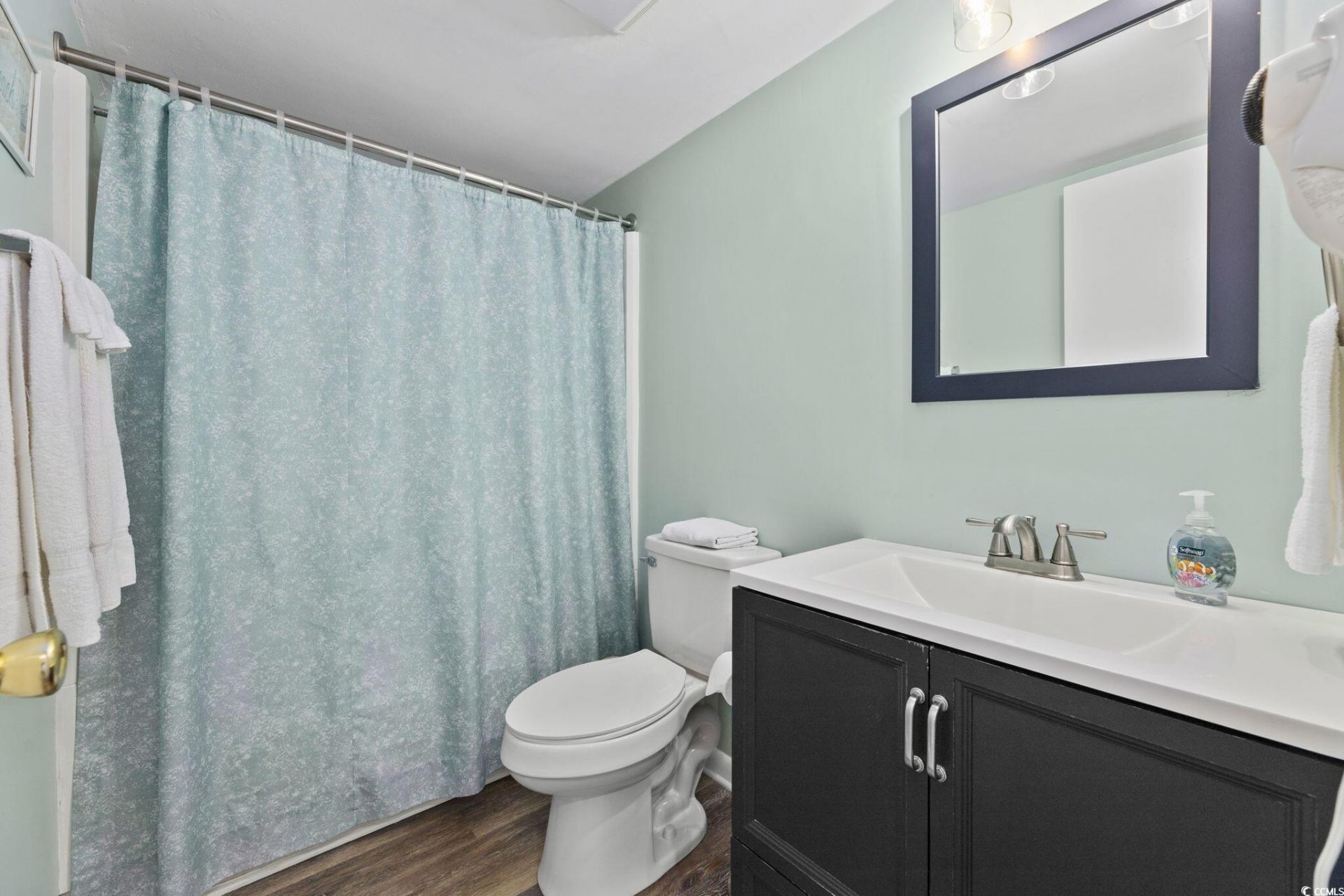 9400 Shore Dr.  Photo 17