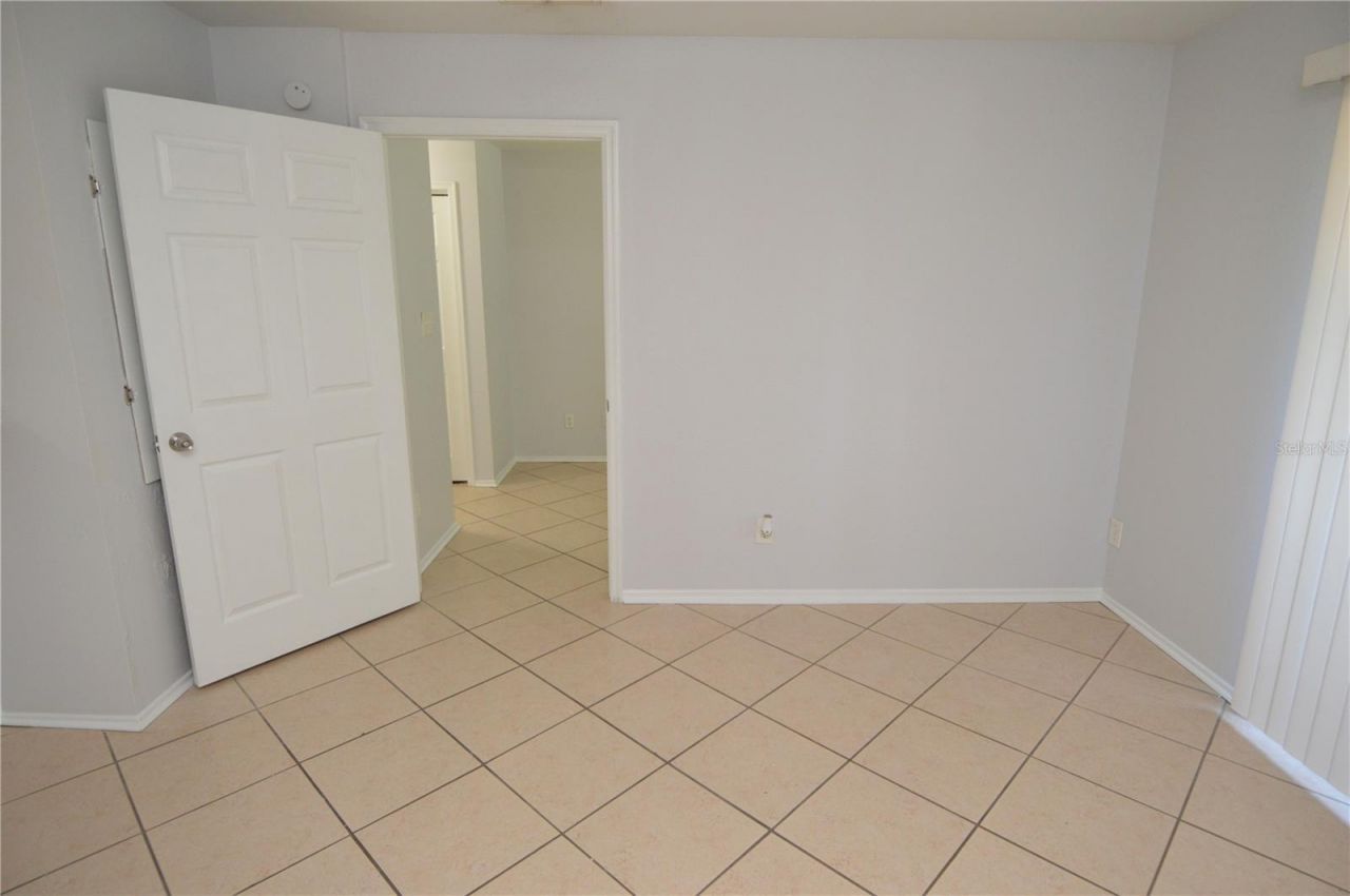 1400 Gandy Boulevard N, Unit 607, Saint Petersburg, FL 33702 Photo