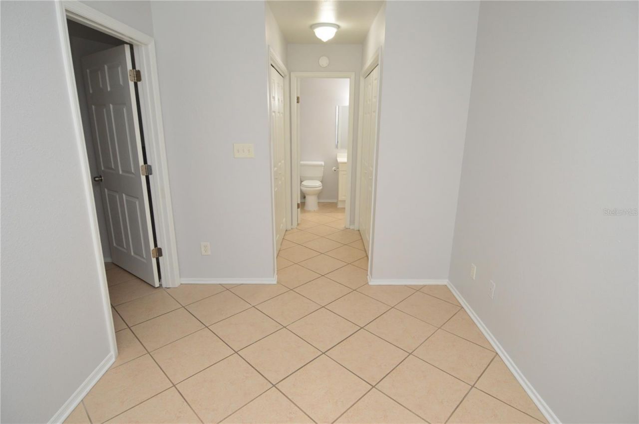 1400 Gandy Boulevard N, Unit 607, Saint Petersburg, FL 33702 Photo