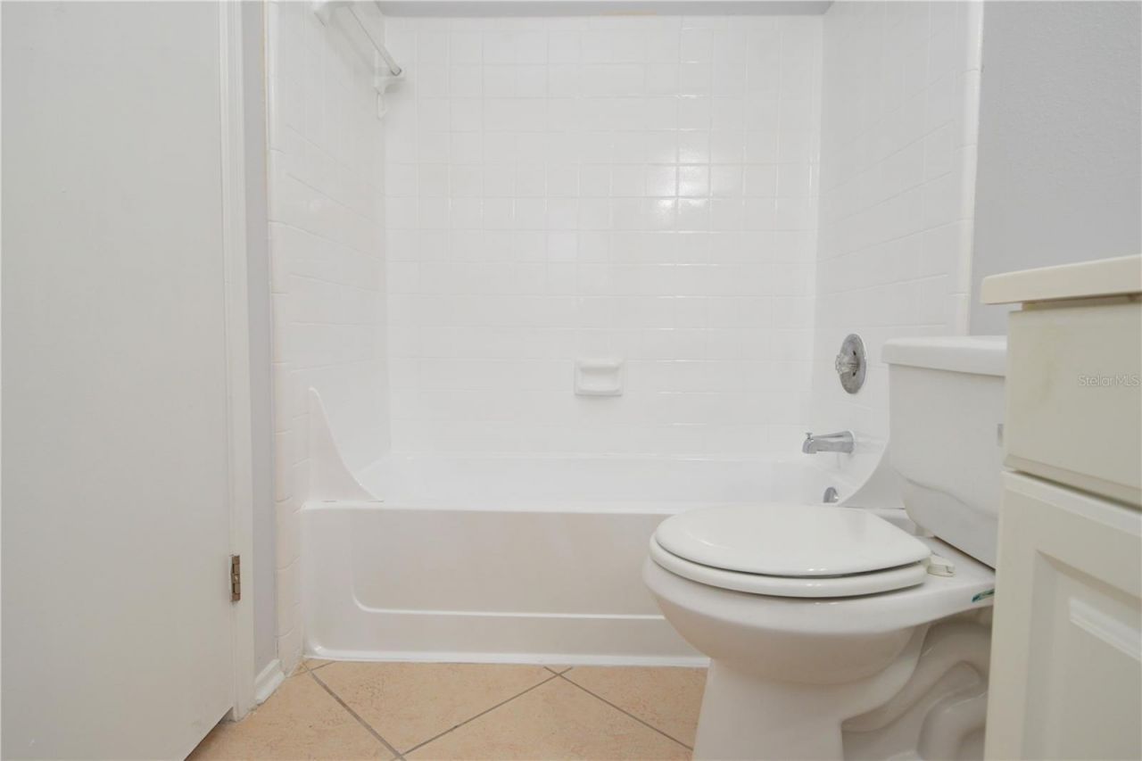 1400 Gandy Boulevard N, Unit 607, Saint Petersburg, FL 33702 Photo
