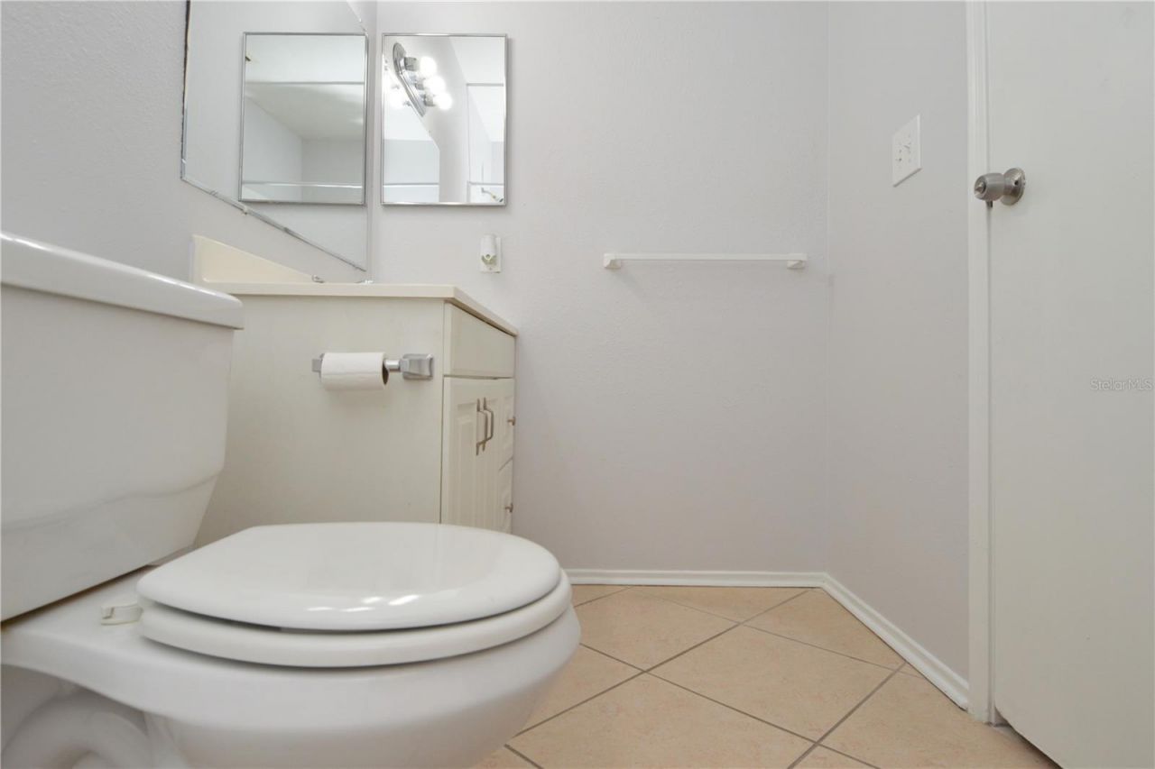 1400 Gandy Boulevard N, Unit 607, Saint Petersburg, FL 33702 Photo