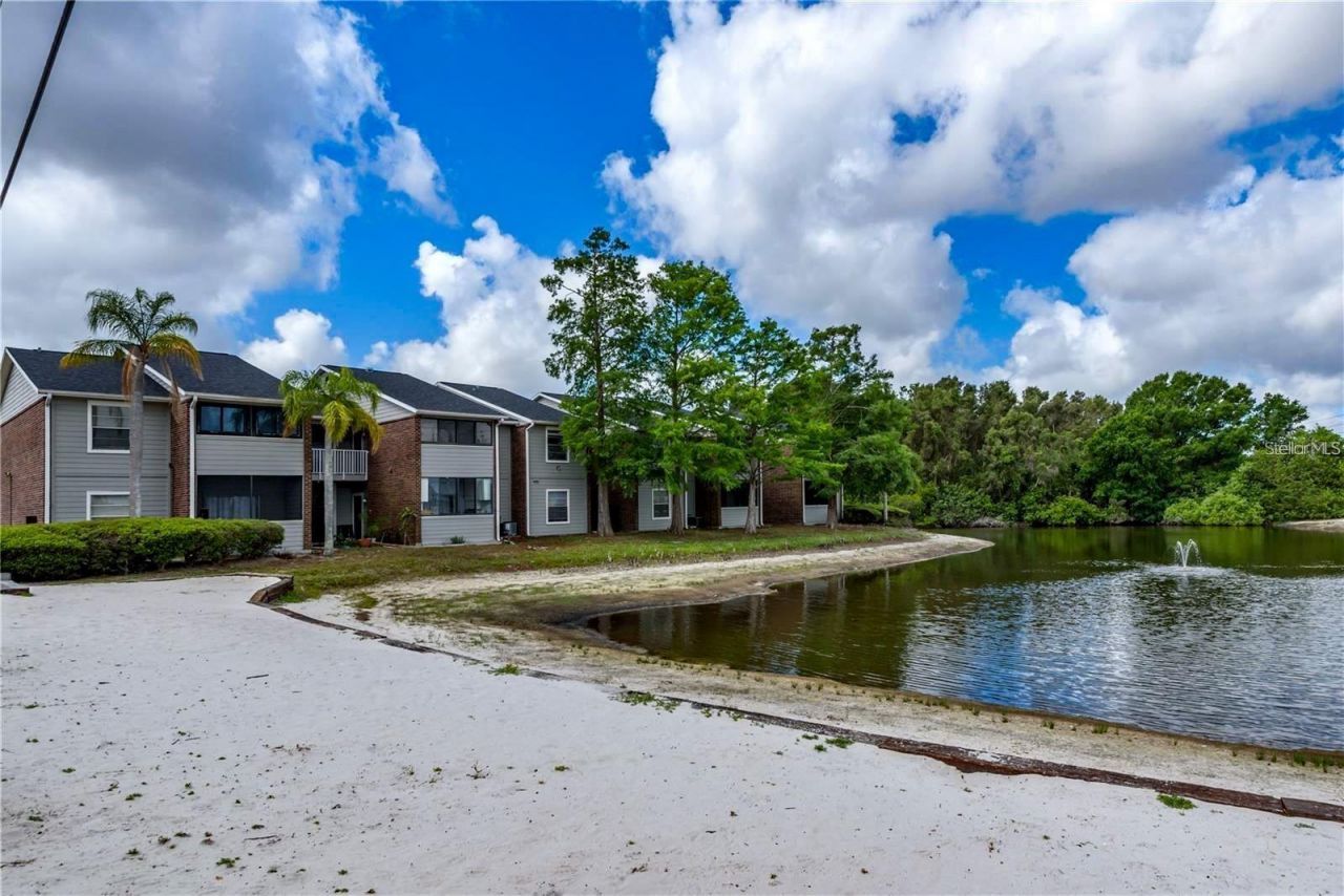 1400 Gandy Boulevard N, Unit 607, Saint Petersburg, FL 33702 Photo