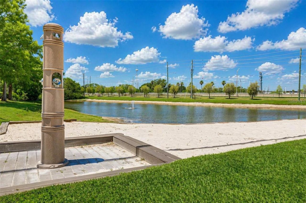 1400 Gandy Boulevard N, Unit 607, Saint Petersburg, FL 33702 Photo