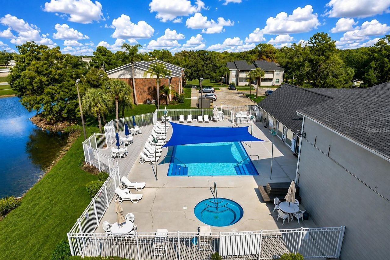1400 Gandy Boulevard N, Unit 607, Saint Petersburg, FL 33702 Photo
