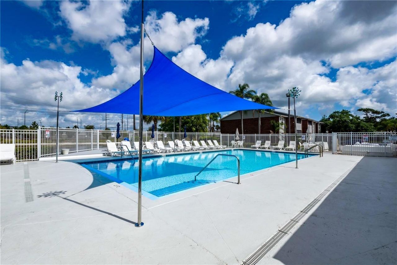 1400 Gandy Boulevard N, Unit 607, Saint Petersburg, FL 33702 Photo