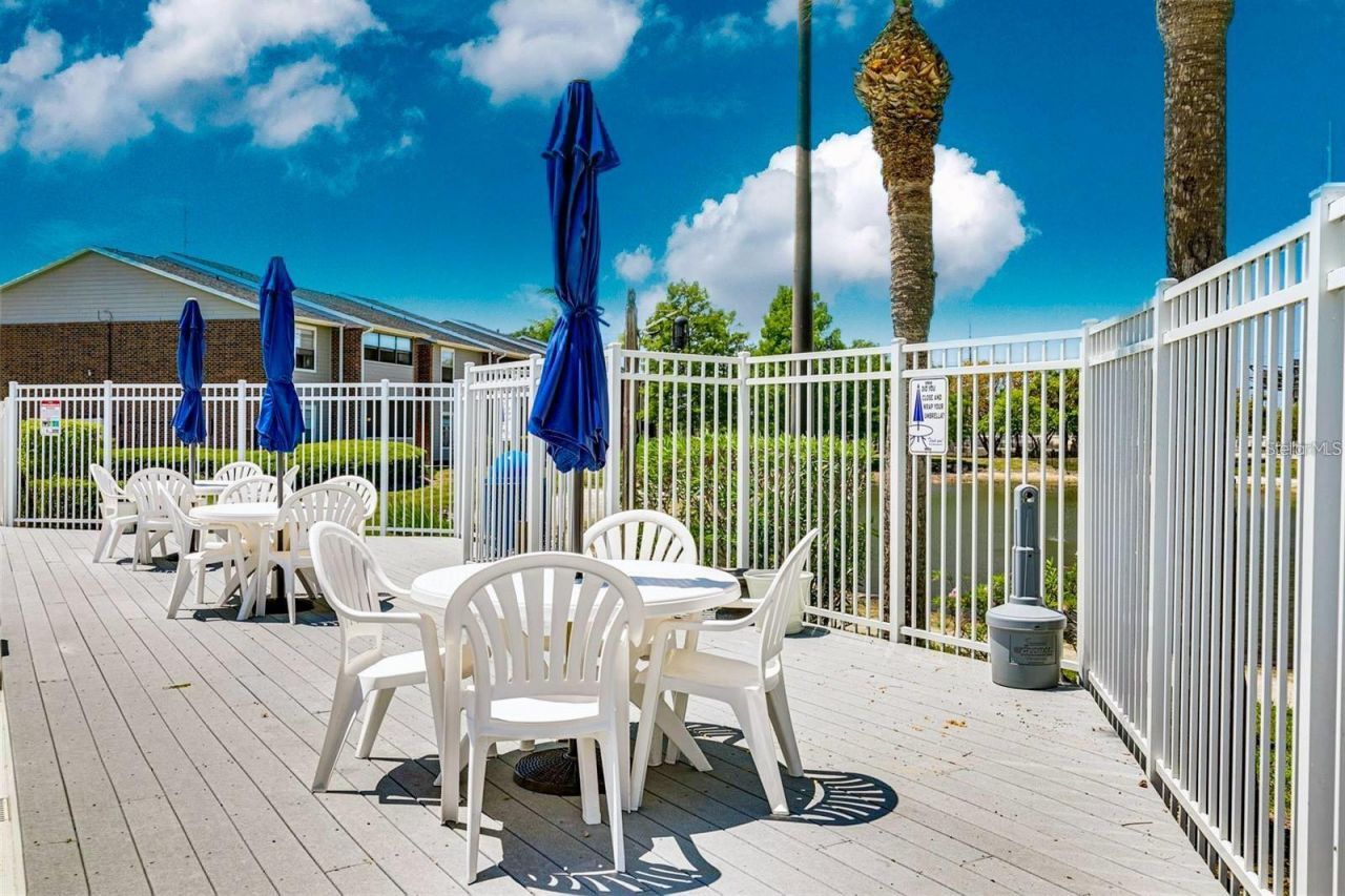 1400 Gandy Boulevard N, Unit 607, Saint Petersburg, FL 33702 Photo