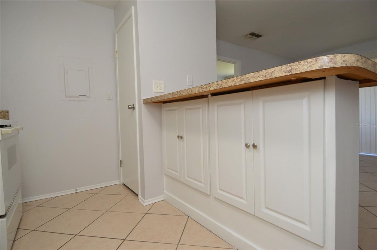 1400 Gandy Boulevard N, Unit 607, Saint Petersburg, FL 33702 Photo