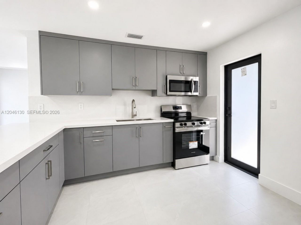 1855 NW 93rd Ter , Unit 2, Miami, FL 33147 Photo