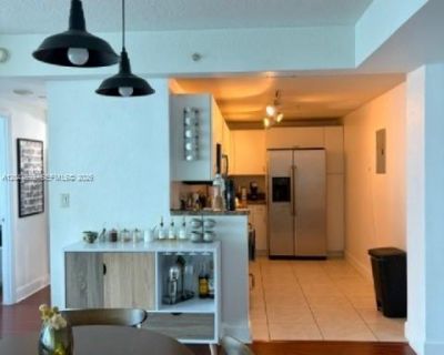 7501 E Treasure Dr , Unit 5J, North Bay Village, FL 33141 Photo