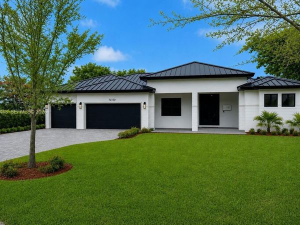 24440 SW 209th Pl , Homestead, FL 33031