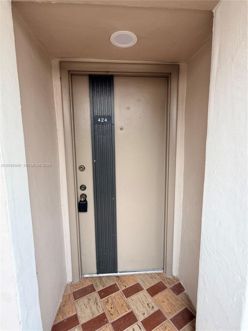 8400 SW 133rd Ave Rd, Unit 424, Miami, FL 33183 Photo