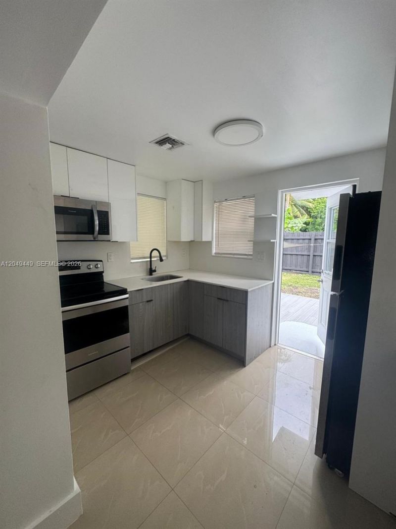 8990 NW 5th Ave , Unit 8990, El Portal, FL 33150 Photo