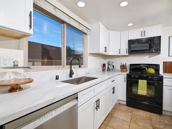 1055 FICUS LANE, San Marcos, CA 92069