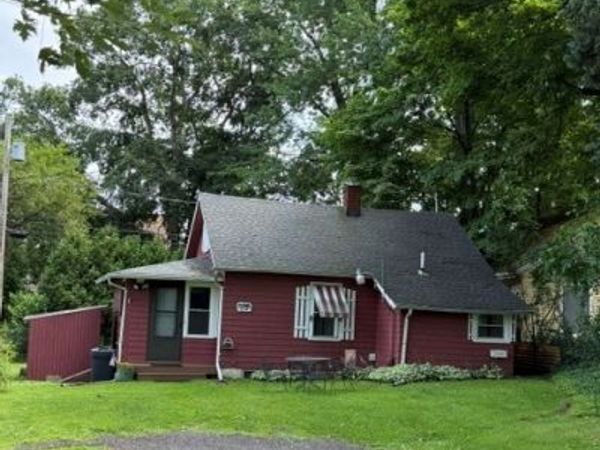 414 Crossfield Road , Rochester, NY 14609