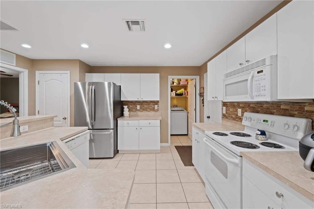 3005 Inez Ave S, Lehigh Acres, FL 33976 Photo
