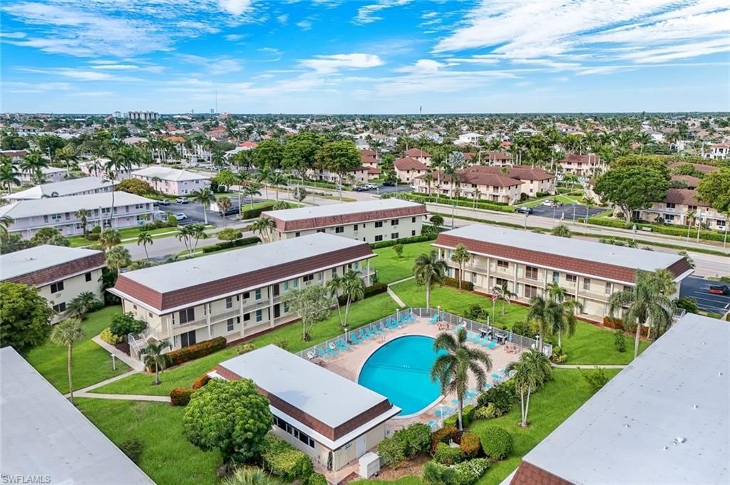 130 N Collier Blvd , Unit E4, Marco Island, FL 34145 Photo