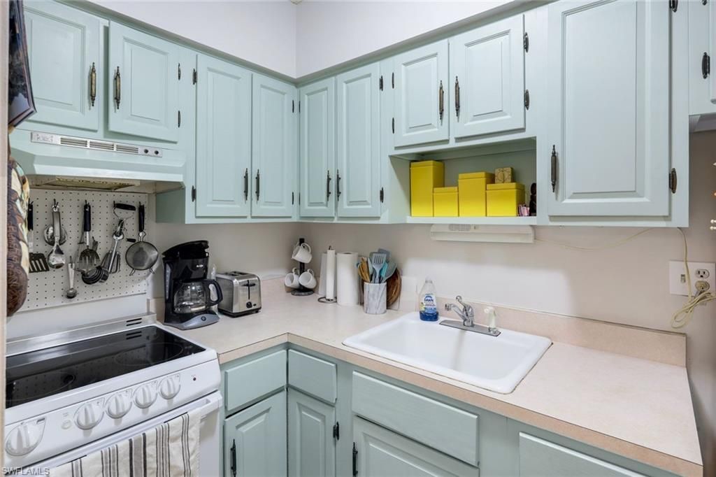 130 N Collier Blvd , Unit E4, Marco Island, FL 34145 Photo