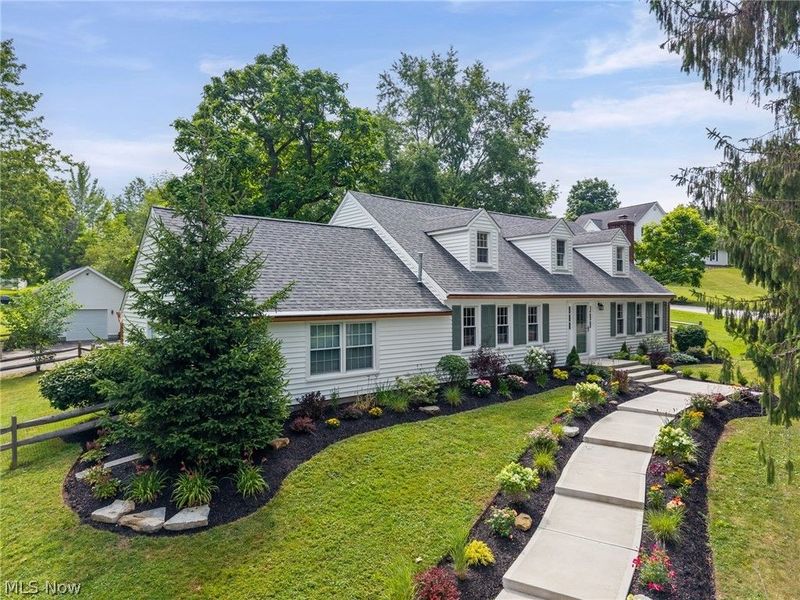354 N Main Street, Chagrin Falls, OH 44022 Photo 2