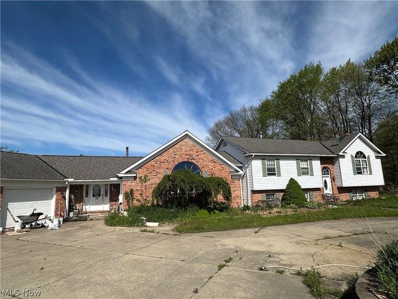 13576 Hale Road, Burton, OH 44021 Photo 2
