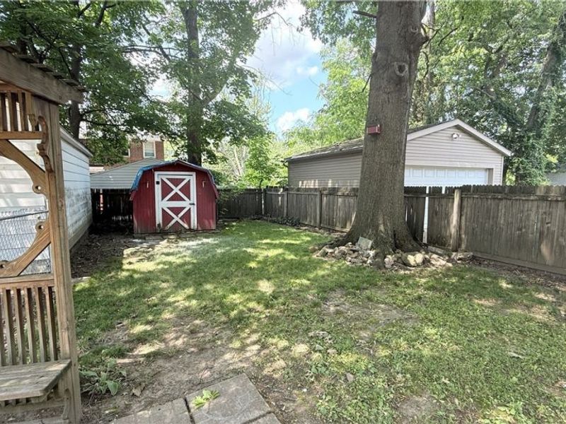 592 Lindell Street, Akron, OH 44305 Photo 10