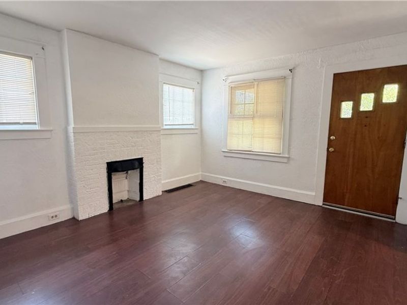 592 Lindell Street, Akron, OH 44305 Photo 12