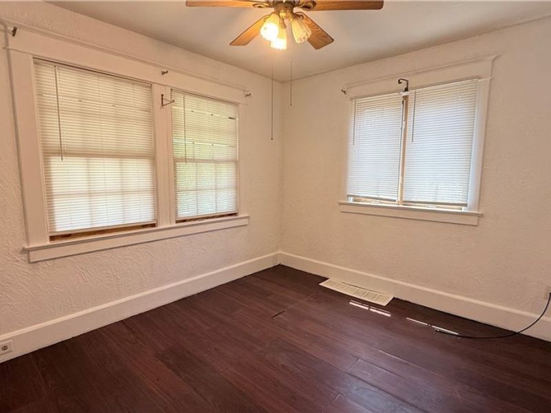 592 Lindell Street, Akron, OH 44305 Photo 15