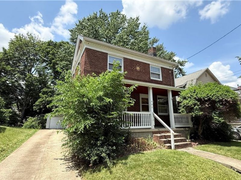 592 Lindell Street, Akron, OH 44305 Photo 3