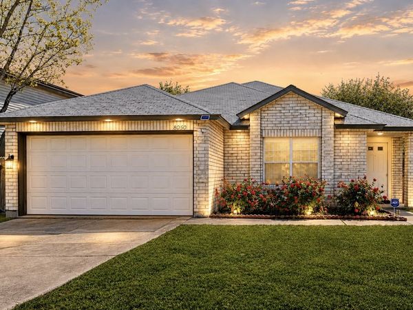 8050 Chestnut Cape, Converse, TX 78109