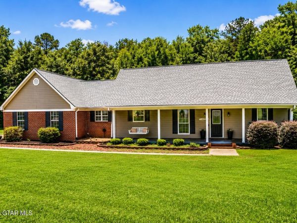 84 Bowling Green Circle, Columbus, MS 39702
