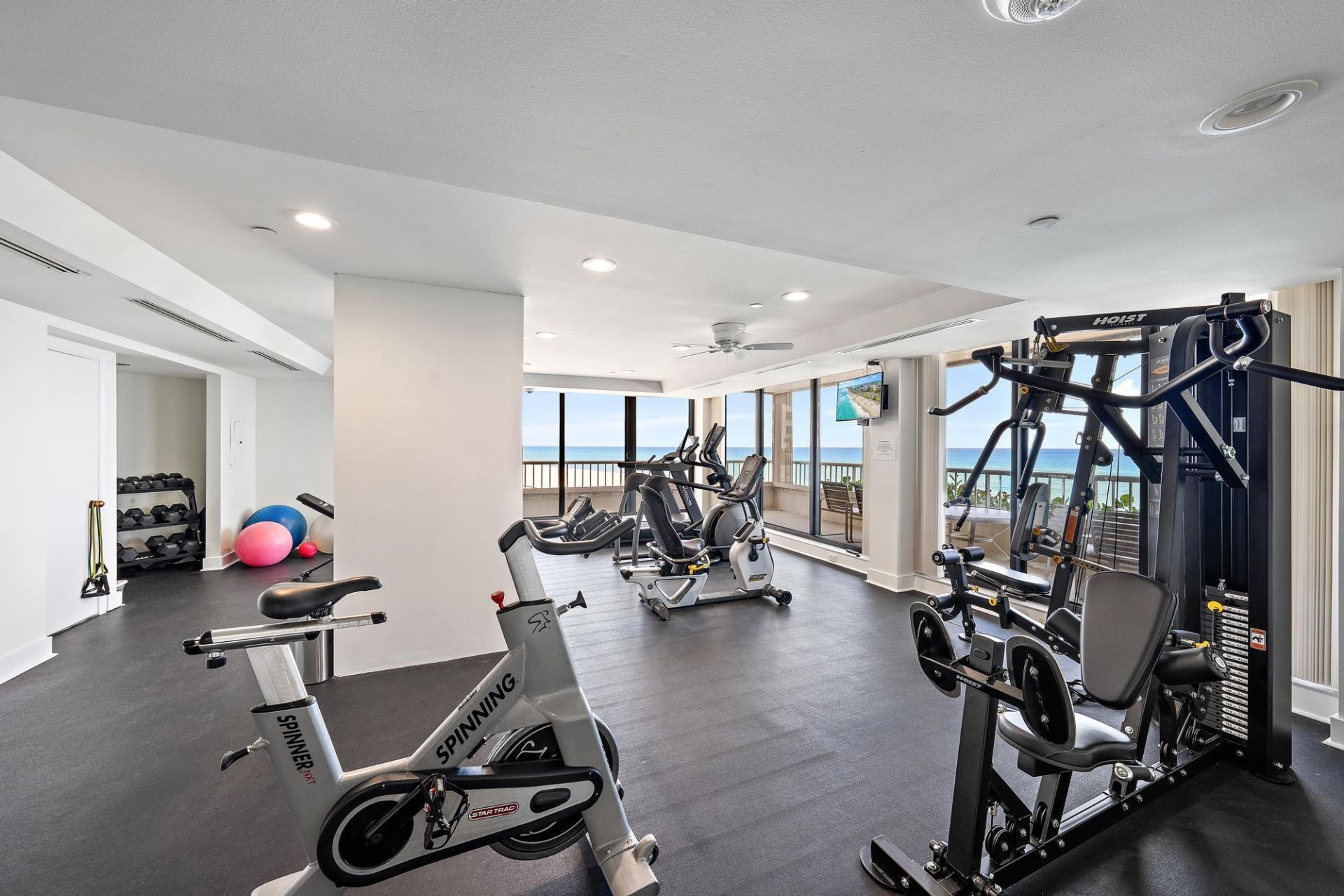 5250 N Ocean Drive, Unit 10s, Singer Island, FL 33404 Photo