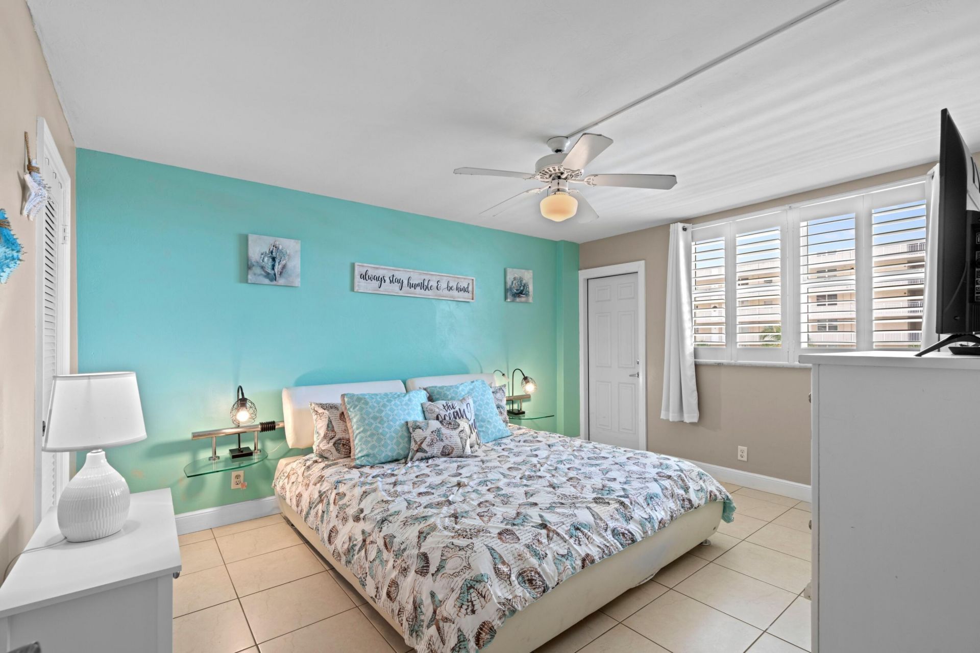 1050 Hillsboro Mile, Unit 403w, Hillsboro Beach, FL 33062 Photo