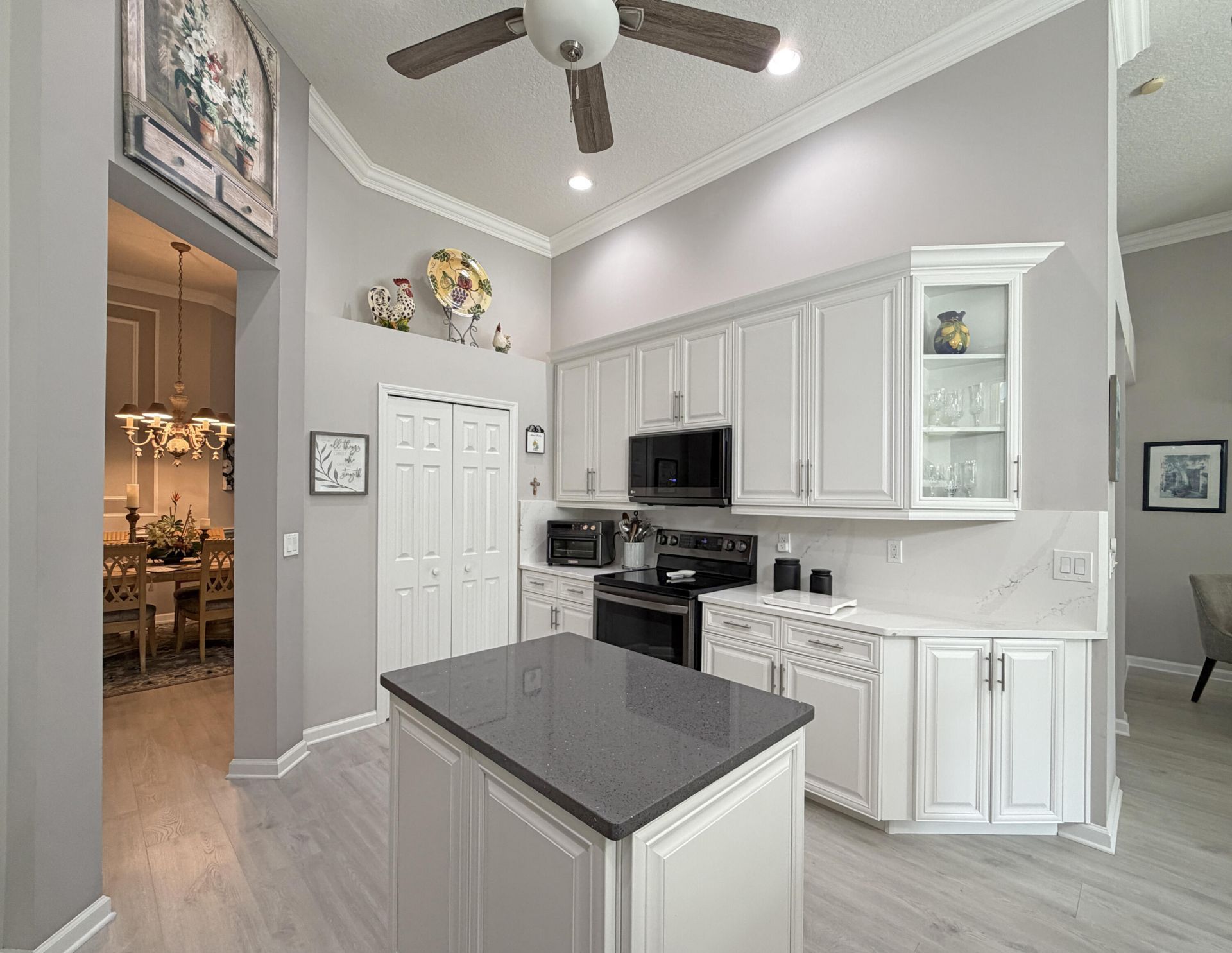 728 SW Lake Charles Circle, Port Saint Lucie, FL 34986 Photo