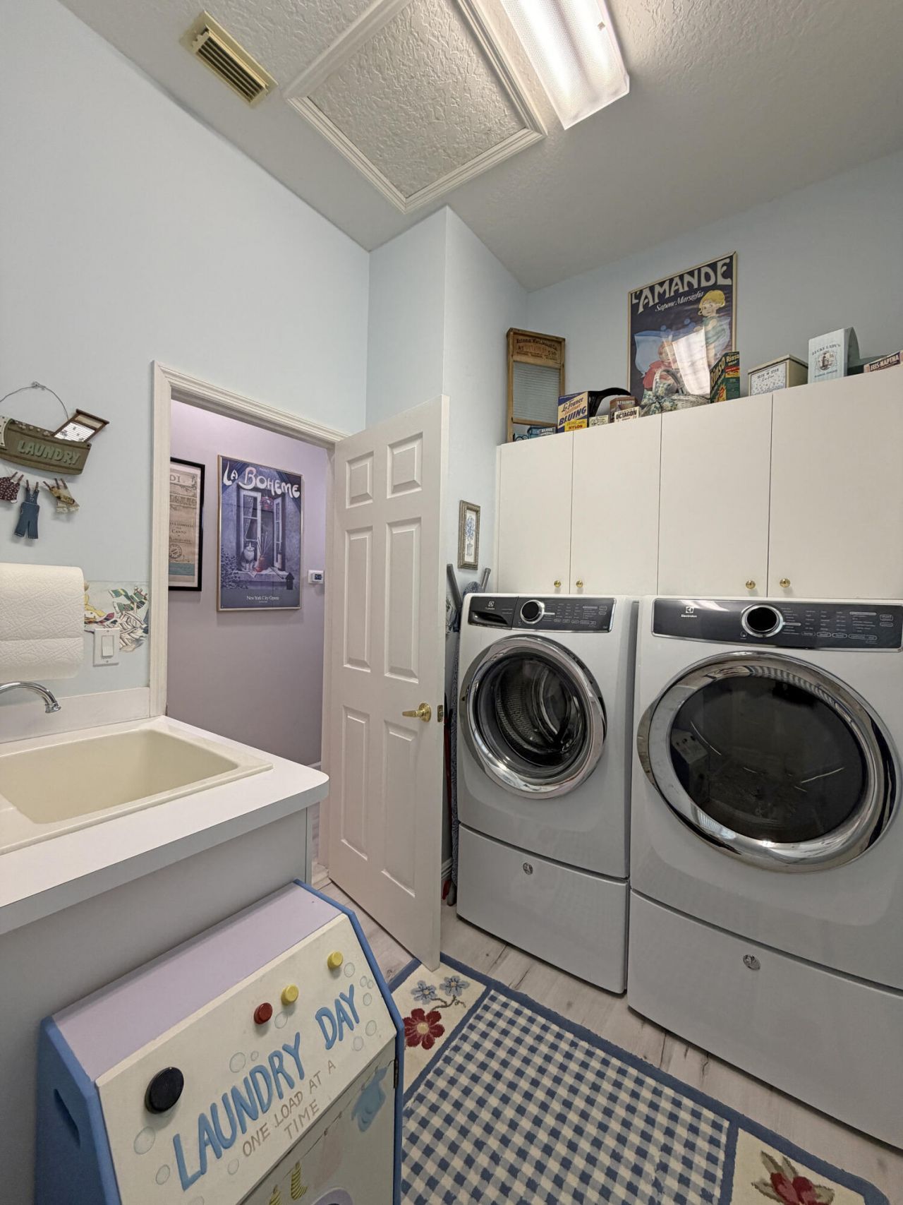 728 SW Lake Charles Circle, Port Saint Lucie, FL 34986 Photo