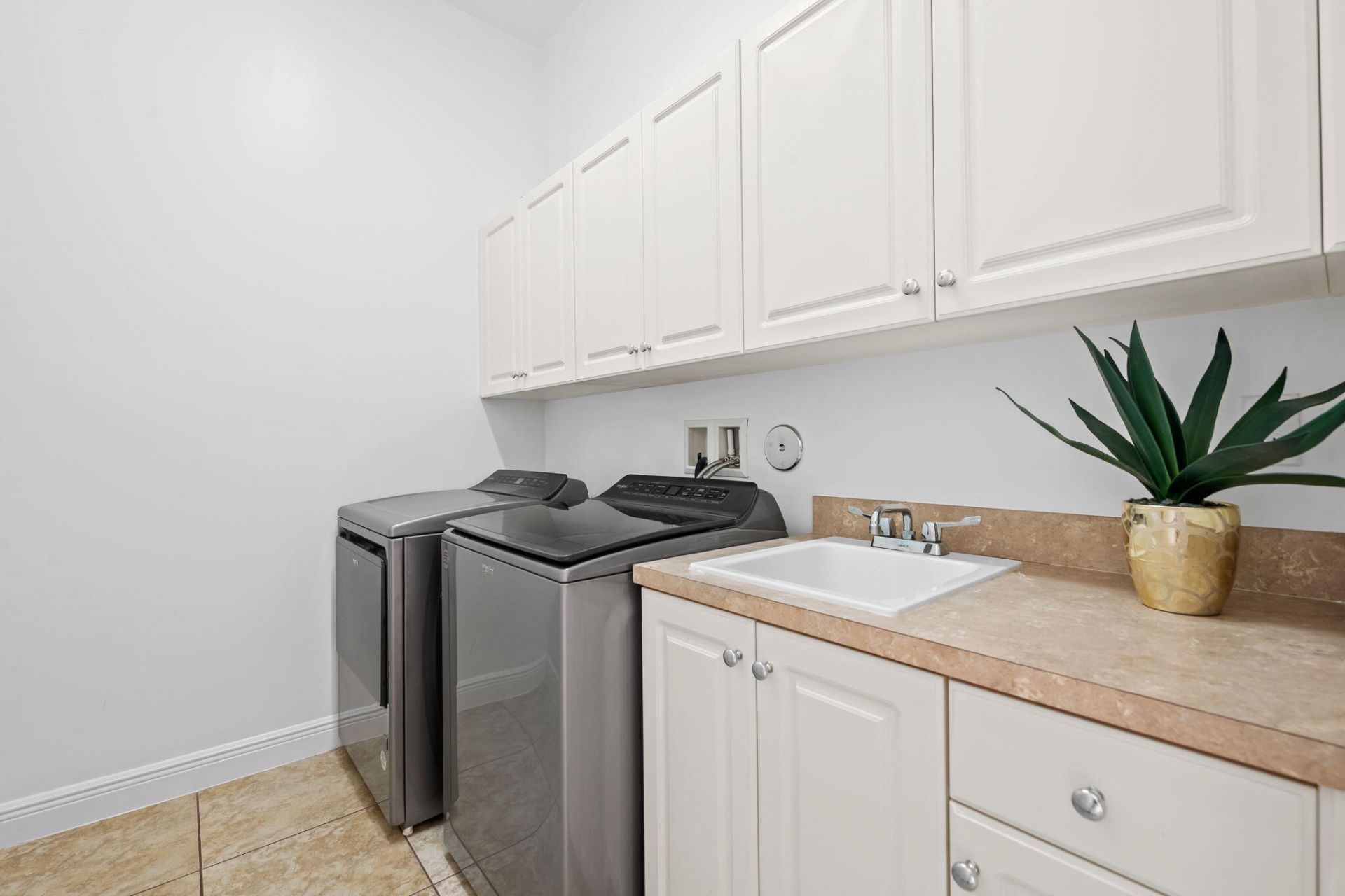 3171 NW 125th Avenue, Sunrise, FL 33323 Photo