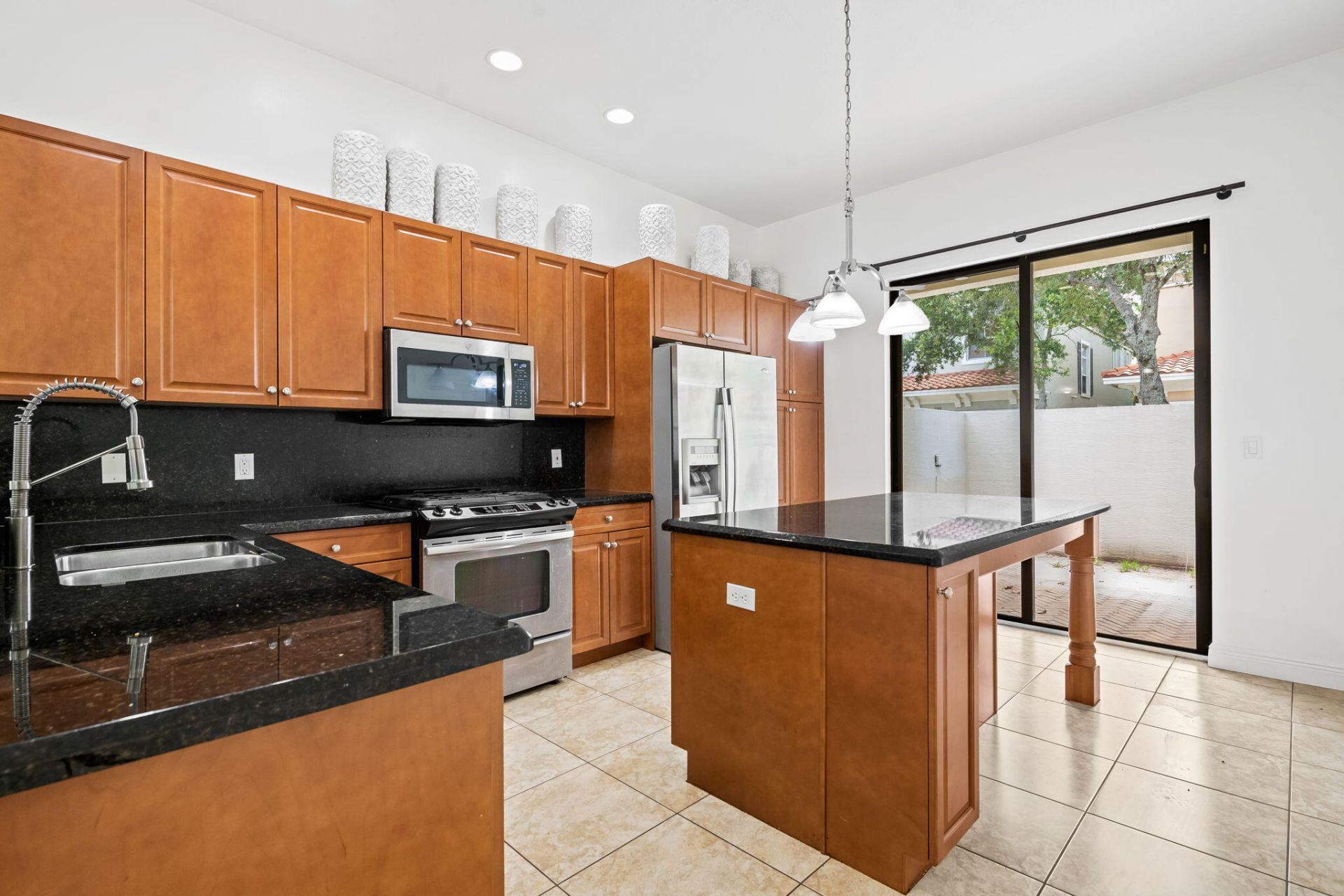 3171 NW 125th Avenue, Sunrise, FL 33323 Photo
