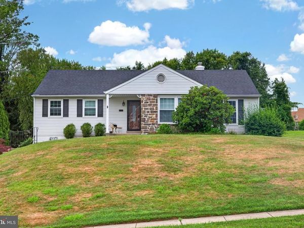 1741 BANTRY DRIVE, DRESHER, PA 19025
