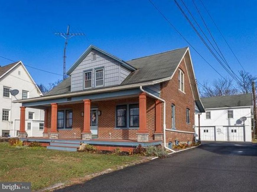 1631 E Buchanan Trail East E, Greencastle, PA 17225 Main Photo
