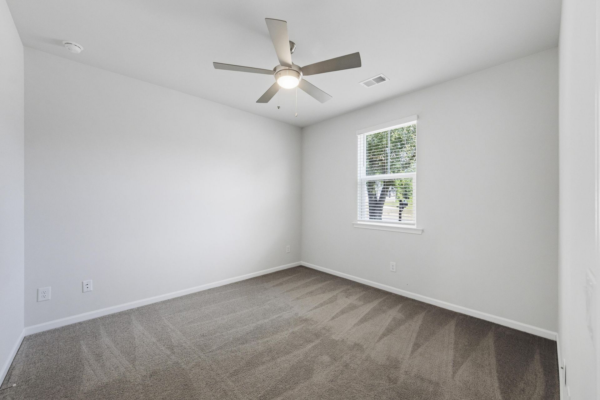 1307 Warrens Way Photo 16