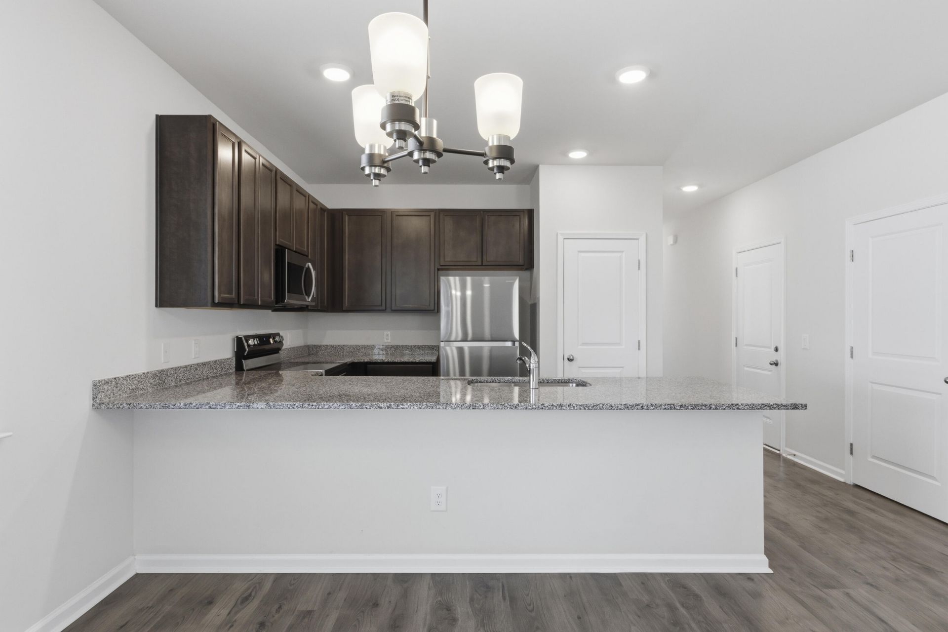 1307 Warrens Way Photo 7