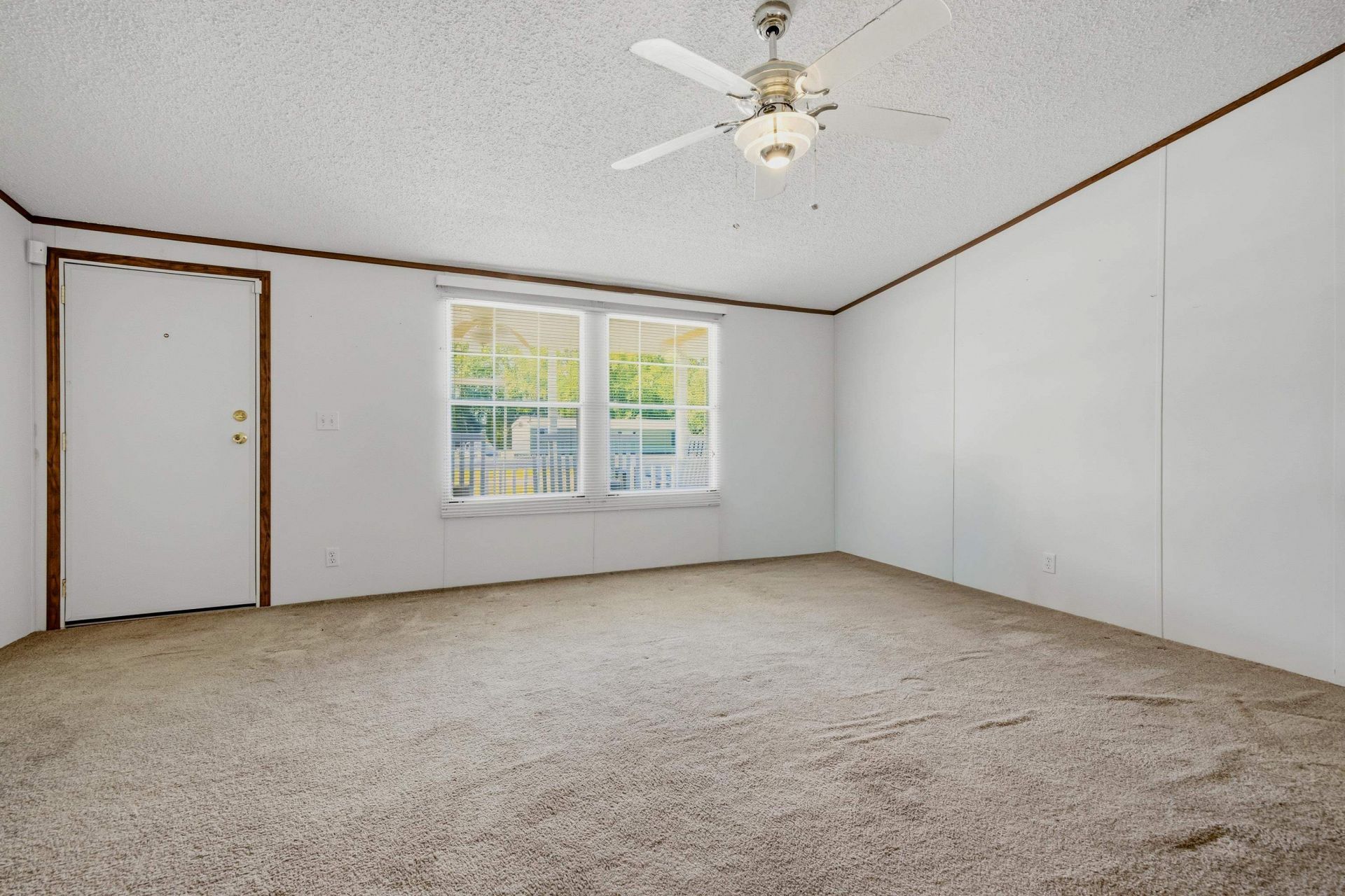 2821 Partridge Ln.  Photo 9