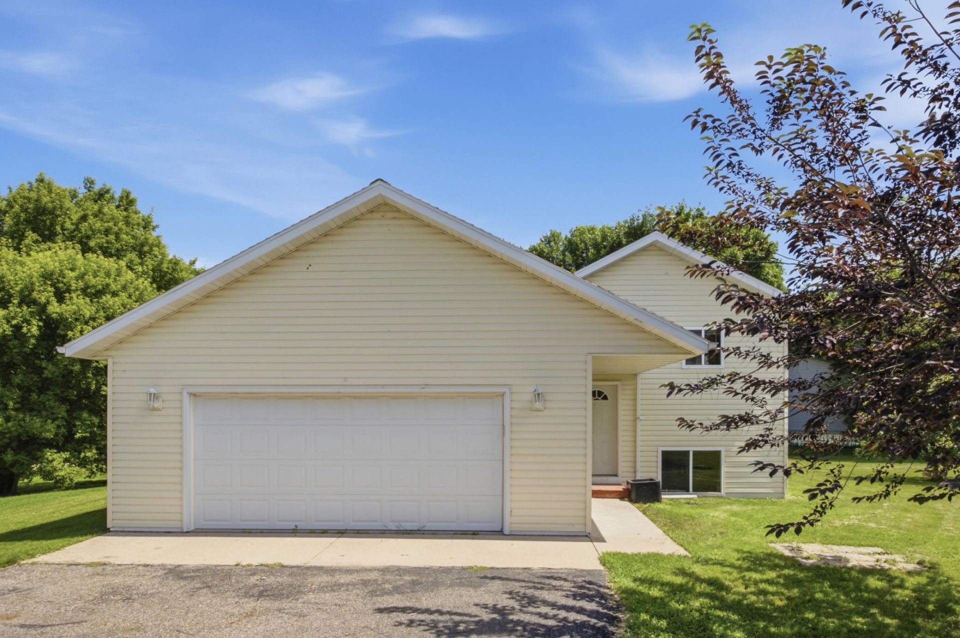 301 Lakeview Drive, Lake Park, MN 56554 Main Photo