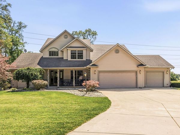 53308 Beech Grove Drive, Bristol, IN 46507