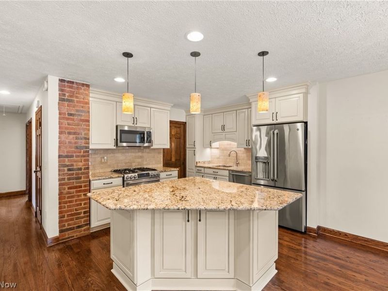 13901 Franklyn Boulevard, Brook Park, OH 44142 Photo 10