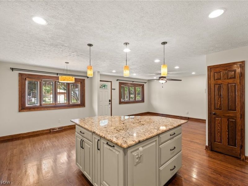 13901 Franklyn Boulevard, Brook Park, OH 44142 Photo 12
